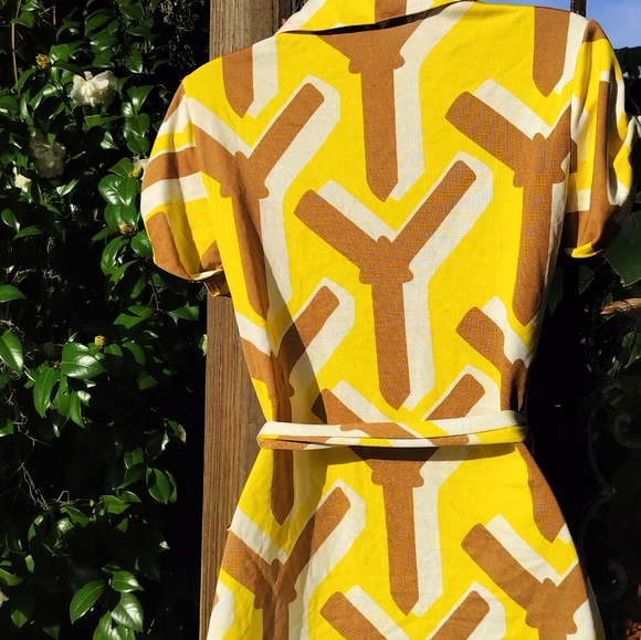 Diane Von Furstenberg wrap top Small vintage - Picture 3 of 8